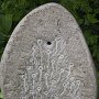 510 - Terebessy L. Föld - Kerti szobor, 1998. 46x30x17cm - Faragott kő 0421